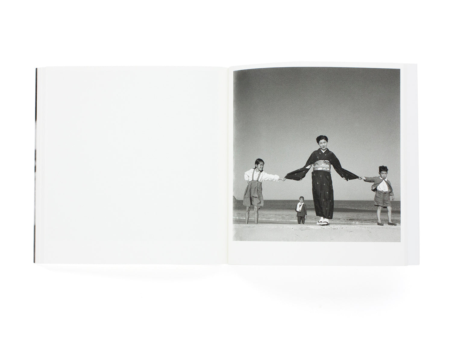 Shoji Ueda : An Album ; The Everlasting Story