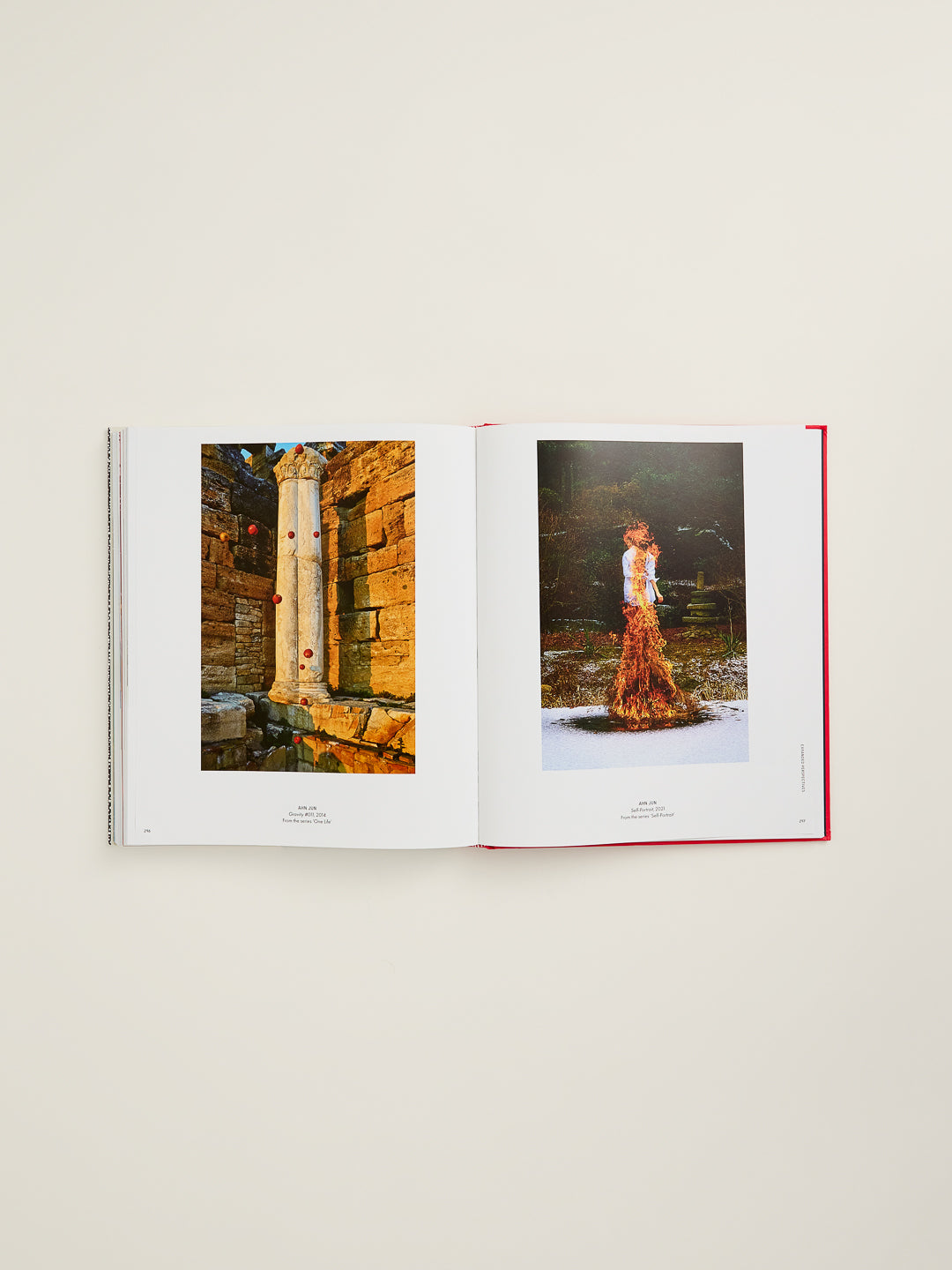 Sunyoung Kim & Holly Roussel - Shine Brightly : Korean Photography since 1957