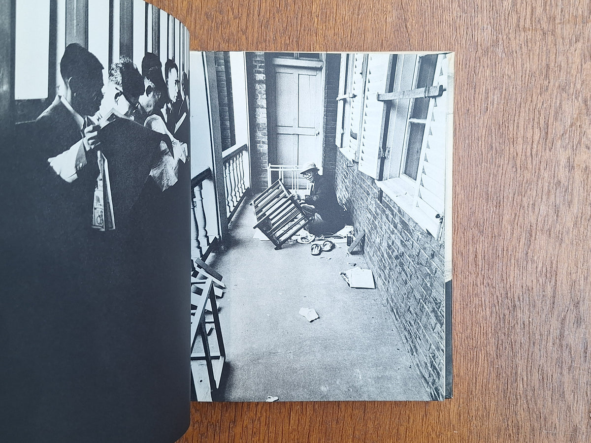 Shomei Tomatsu - <11：02> Nagasaki