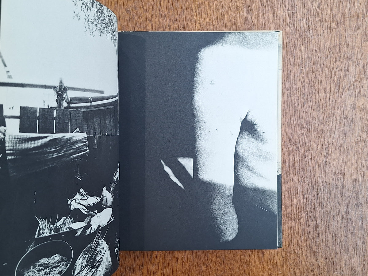 Shomei Tomatsu - <11：02> Nagasaki