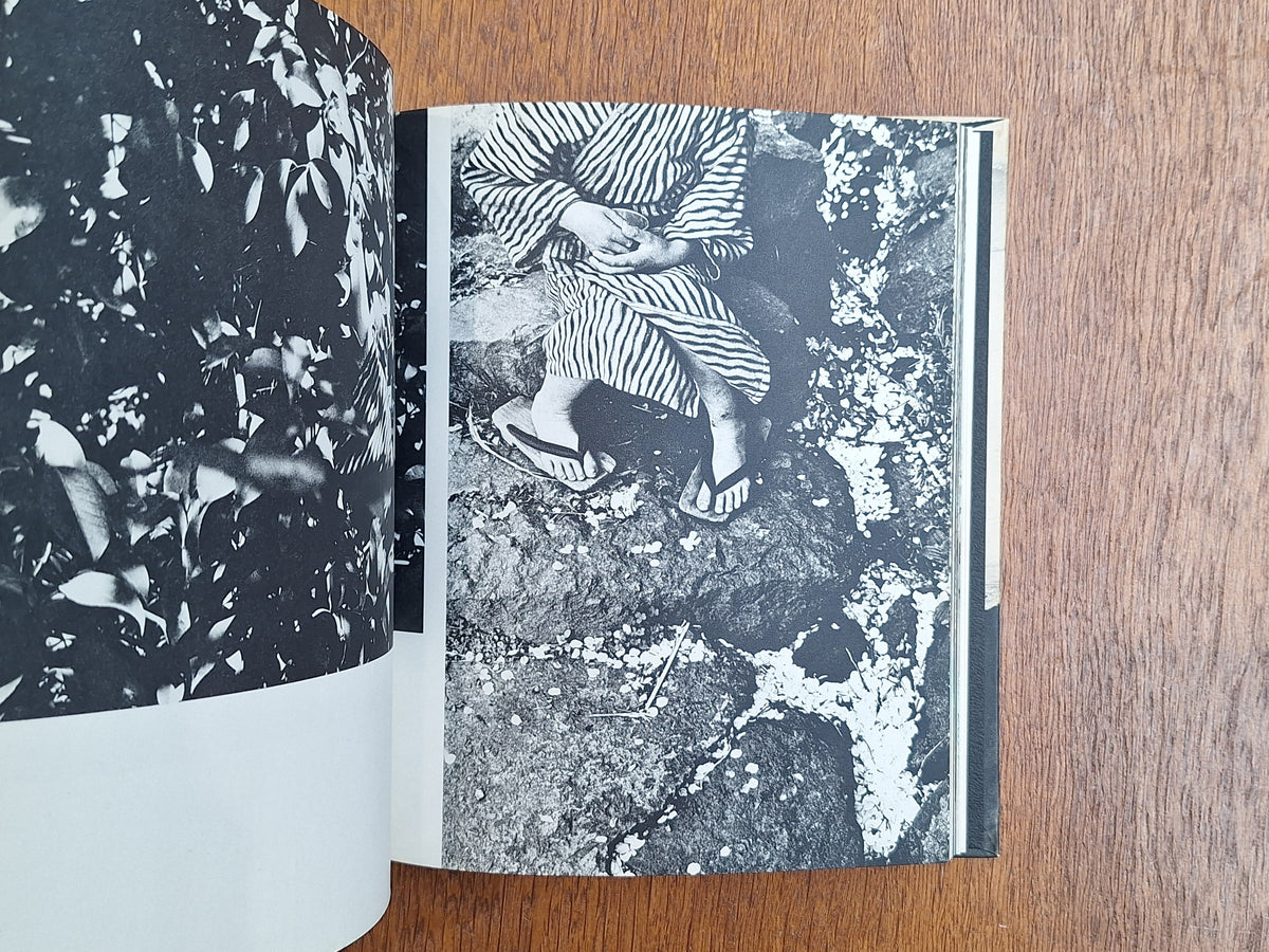 Shomei Tomatsu - <11：02> Nagasaki