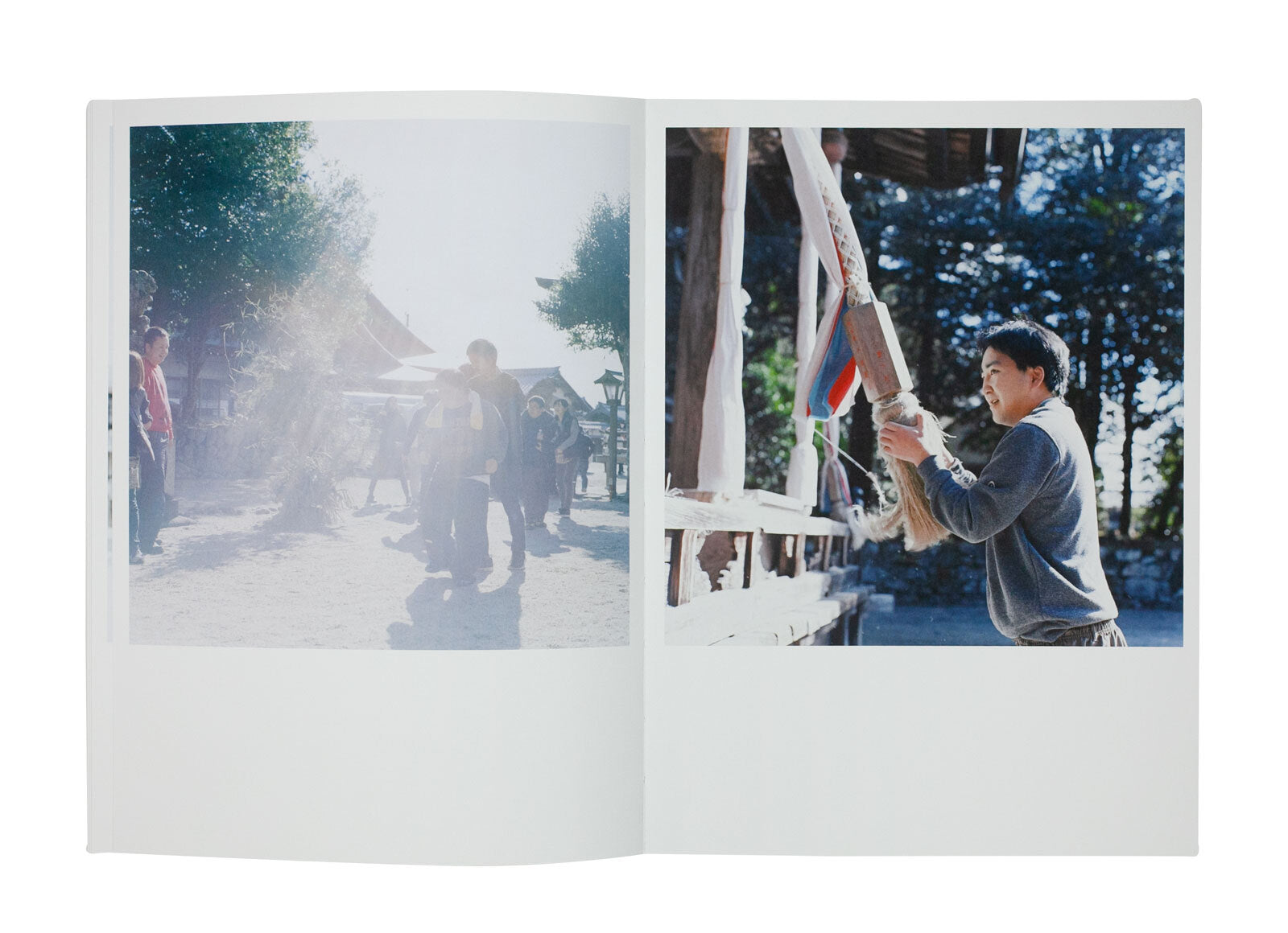 Rinko Kawauchi - Yamanami (B)