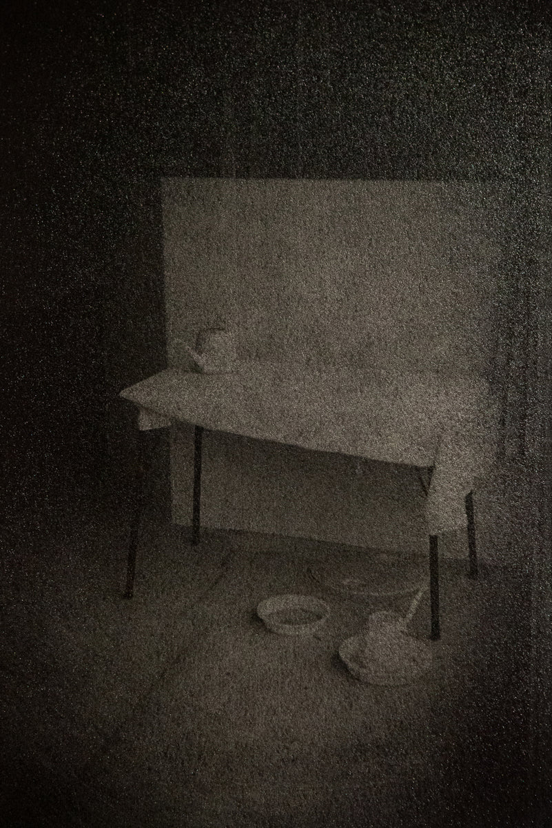 "テーブルと水差し Table & Pitcher"