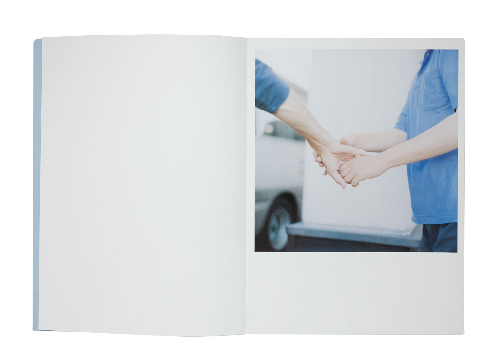 Rinko Kawauchi - Yamanami (B)