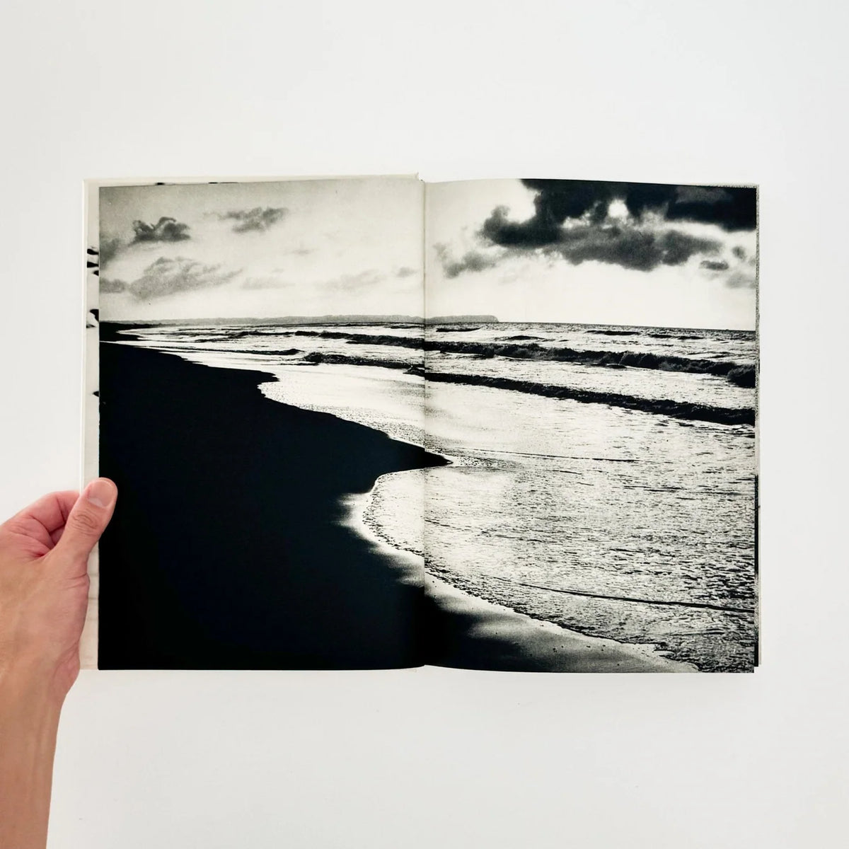 Yoshiro Koseki - Kujukurihama (People Living by the Sea)