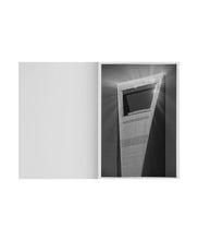 画像をギャラリービューアに読み込む, MARTEN LANGE - GHOST WITNESS