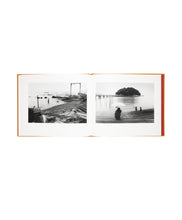 画像をギャラリービューアに読み込む, MIHO YOKOCHI - YASHI NO MI (SIGNED)