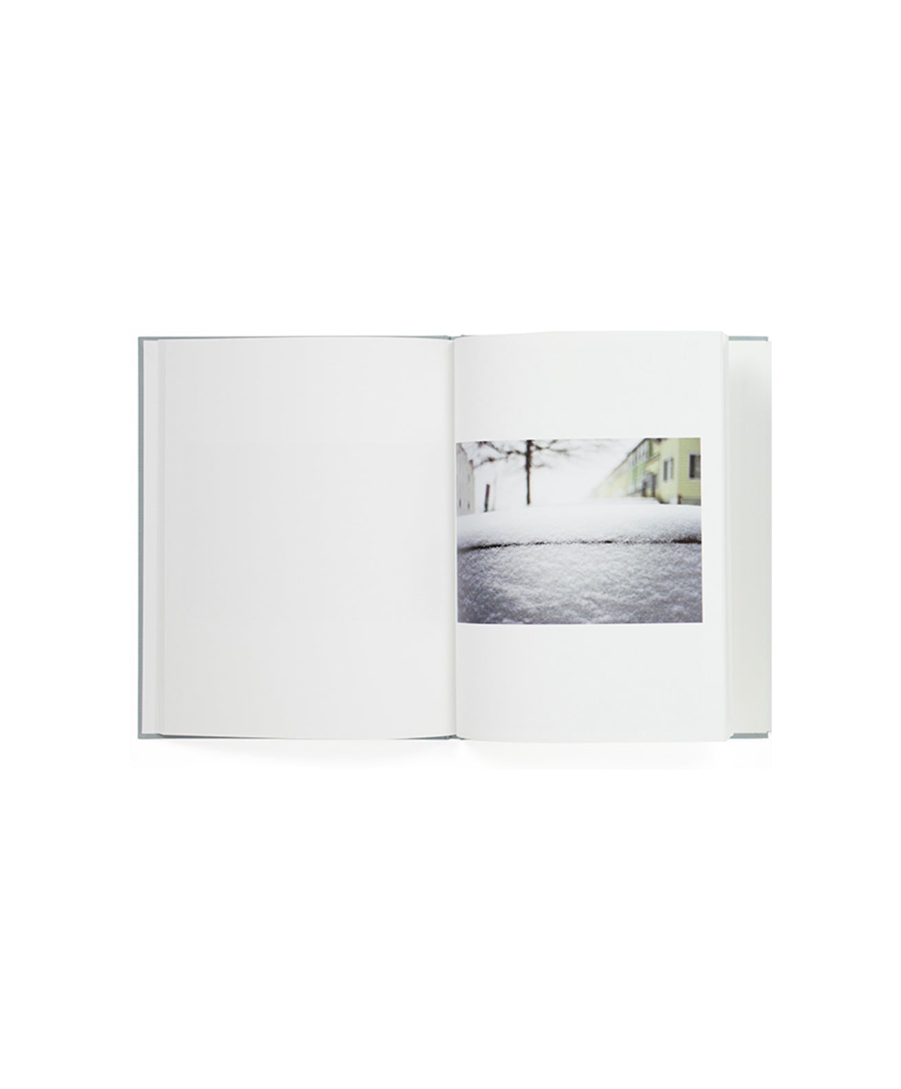 アート・デザイン・音楽 Rinko Kawauchi / Terri Weifenbach: Gift RINKO KAWAUCHI AND TERRI WEIFENBACH – GIFT – Galerie Écho