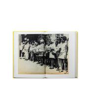 画像をギャラリービューアに読み込む, GLORIA OYARZABAL _ WOMAN GO NO&#39;GREE